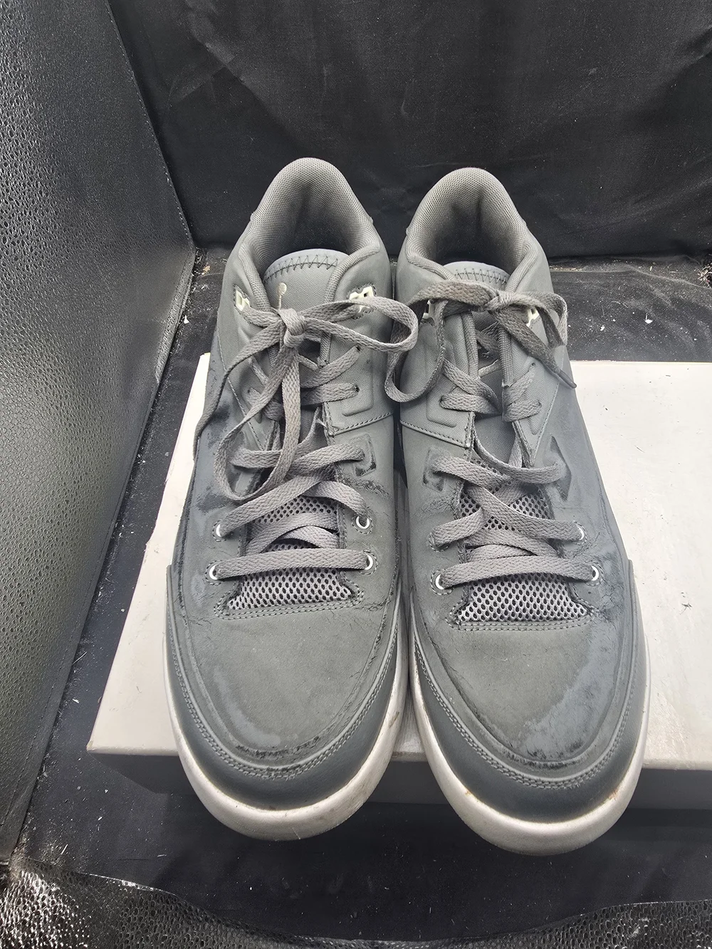 Jordan Men's Grey Low-Top‎ Sneakers